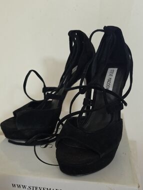 Steve Madden Black Suede Lace-Up Platform Sandals